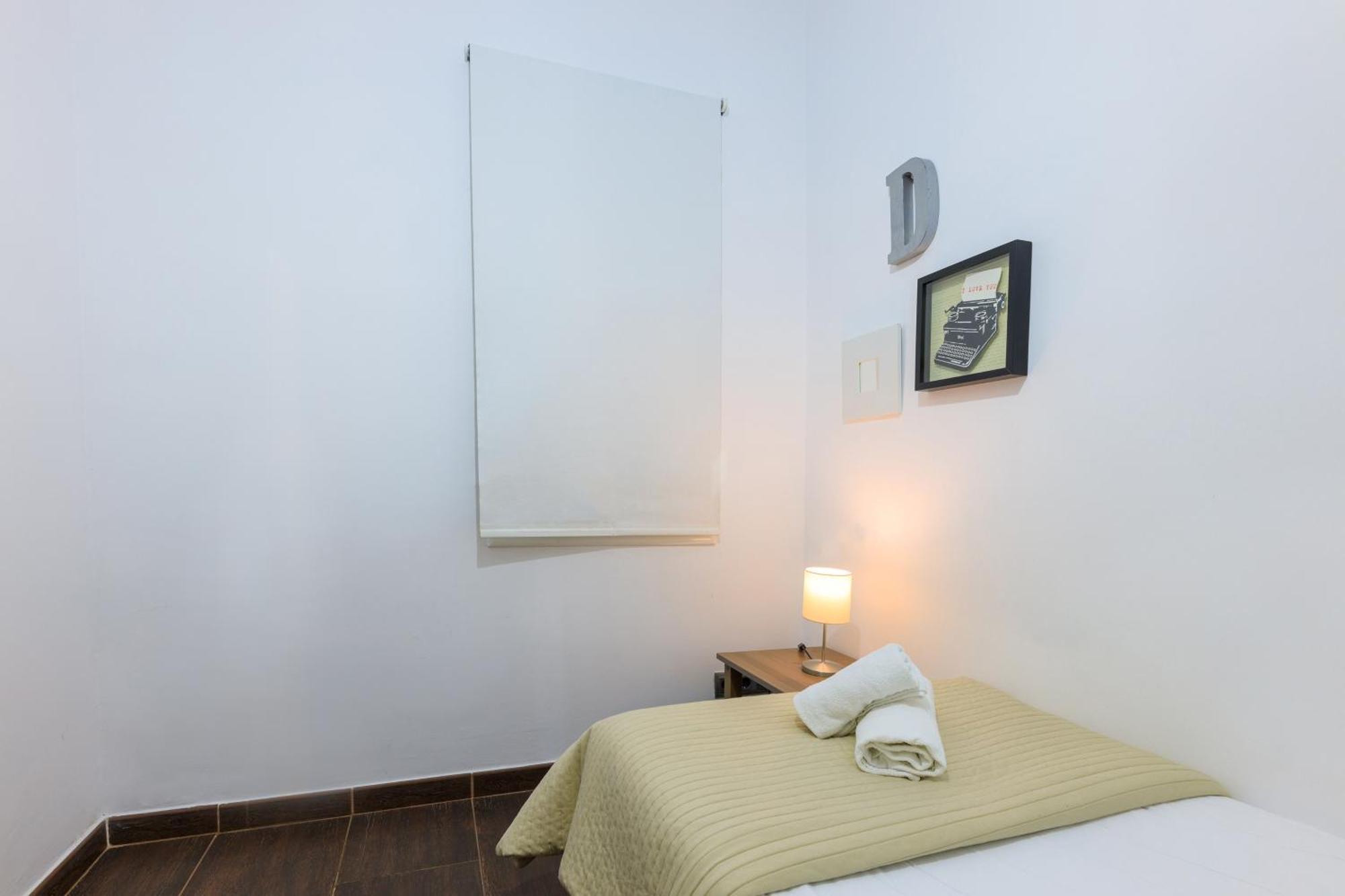 Housalia Corsega - Apartment 3 Bedrooms Next To Sagrada Familia Barcellona Esterno foto